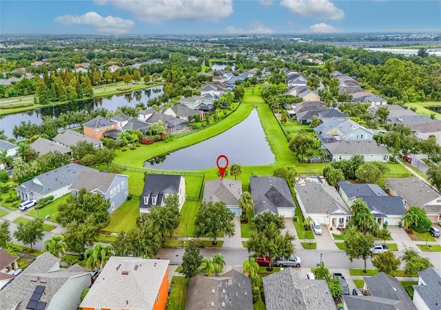 Photo 1 of Single family home for sale at 6911 Sail View Ln, Apollo Beach, FL 33572 | MLS# TB8552185 | Listing updated on 2026-10-10