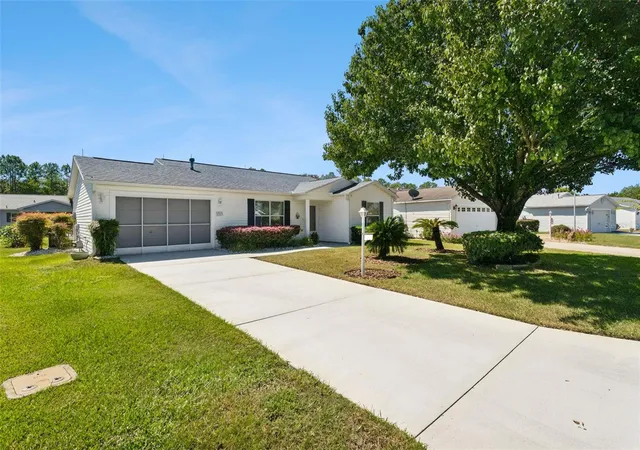 Photo 1 of Single family home for sale at 1319 Carvello Dr, The Villages, FL 32162 | MLS# G5118265 | Listing updated on 2026-10-10