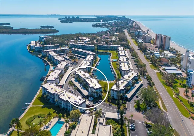 Photo 2 of Condo for sale at 4380 Exeter Dr #101, Longboat Key, FL 34228 | MLS# A4707428 | Listing updated on 2026-10-08
