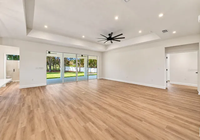 Photo 4 of Single family home for sale at 12014 Sapphire Dr, Spring Hill, FL 34609 | MLS# W7889834 | Listing updated on 2026-10-22