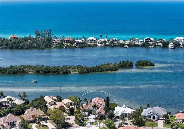 Photo 1 of Single family home for sale at 275 Lookout Point Dr, Osprey, FL 34229 | MLS# A4707430 | Listing updated on 2026-10-02