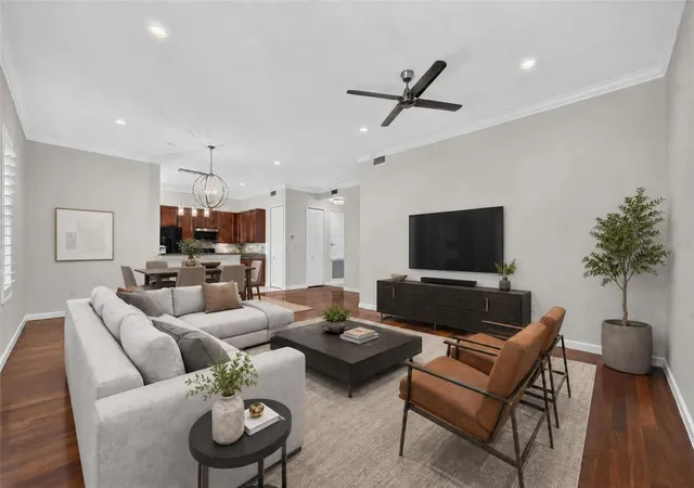 Listing Photo 5 - Condo for sale in building located at 4407 Ethan Ln, ORLANDO, FL 32814 - Unit #29-101