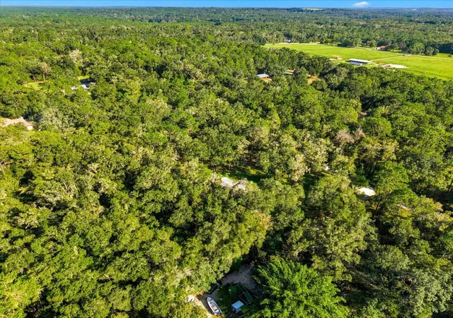 Photo 4 of Manufactured home for sale at 24403 Mccaw Rd, Brooksville, FL 34601 | MLS# W7889836 | Listing updated on 2026-09-26
