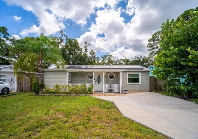 Photo 1 of Single family home for sale at 7954 49th Avenue N, Saint Petersburg, FL 33709 | MLS# TB8552203 | Listing updated on 2026-09-27