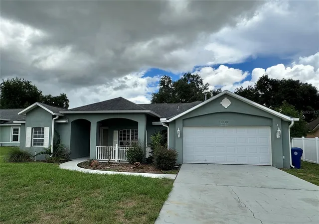 Photo 1 of Single family home for sale at 1030 High Ridge Ct, Minneola, FL 34715 | MLS# O6444857 | Listing updated on 2026-09-26