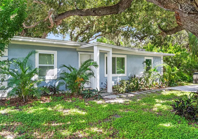 Single family home for sale at 1112 Sunset Ave, NOKOMIS, FL 34275 | MLS# N6145930