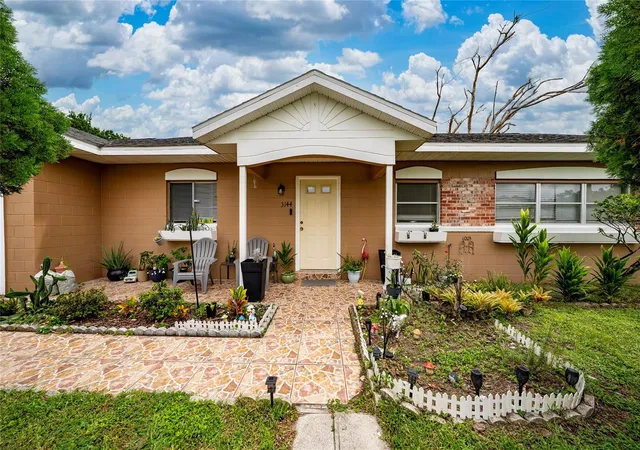 Photo 1 of Single family home for sale at 3144 Stella Maria Pl, Orlando, FL 32827 | MLS# S5158306 | Listing updated on 2026-10-24