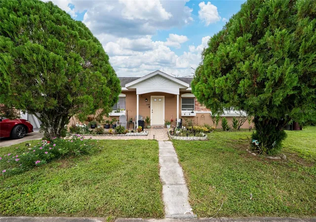 Photo 3 of Single family home for sale at 3144 Stella Maria Pl, Orlando, FL 32827 | MLS# S5158306 | Listing updated on 2026-10-24