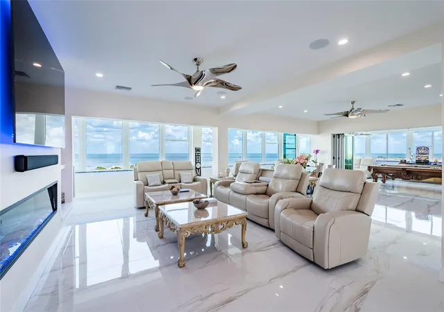 Photo 1 of Condo for sale at 1365 Snell Isle Blvd NE #9A, Saint Petersburg, FL 33704 | MLS# W7889837 | Listing updated on 2026-10-20