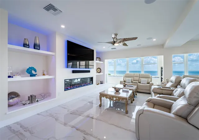 Photo 4 of Condo for sale at 1365 Snell Isle Blvd NE #9A, Saint Petersburg, FL 33704 | MLS# W7889837 | Listing updated on 2026-10-20