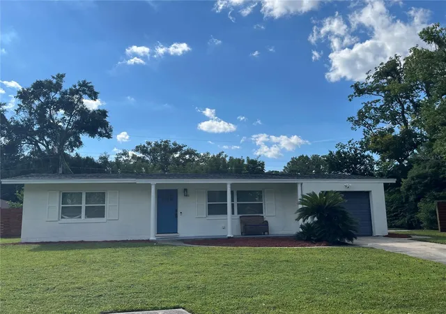 Single family home for sale at 408 Beth Dr, SANFORD, FL 32771 | MLS# O6444872