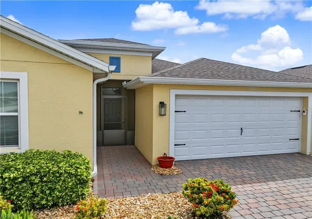 Photo 3 of Single family home for sale at 3451 Manati Ct, Cape Coral, FL 33909 | MLS# A4707452 | Listing updated on 2026-09-25