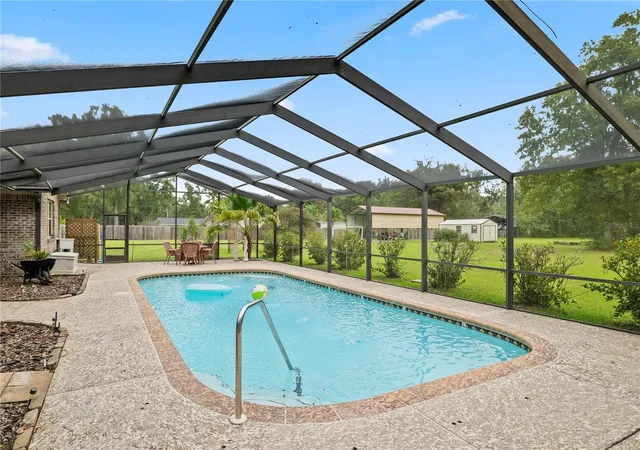 Photo 3 of Single family home for sale at 1050 Arthur Moore Dr, Green Cove Springs, FL 32043 | MLS# FC321706 | Listing updated on 2026-09-29