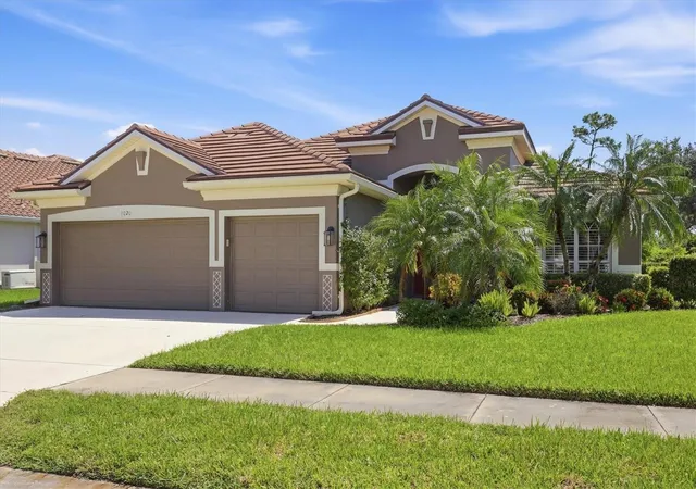 Single family home for sale at 1020 Crk Nine Dr, North Port, FL 34291 | MLS# A4707456 | Listing updated on 2026-09-27