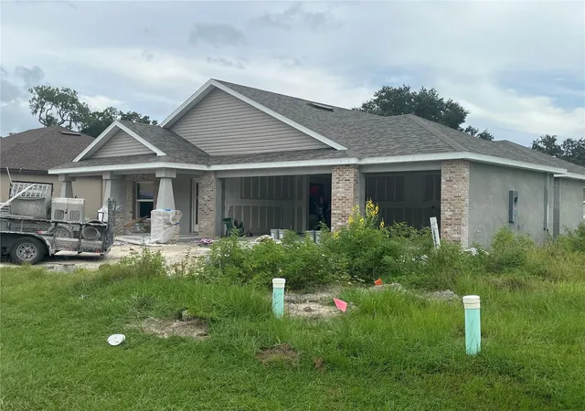 Photo 2 of Single family home for sale at 409 Shannon Ests Ct, Plant City, FL 33563 | MLS# TB8552243 | Listing updated on 2026-10-08