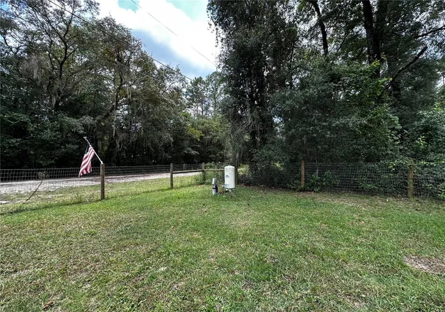 Photo 4 of Manufactured home for sale at 148 NE 155th Terrace, Williston, FL 32696 | MLS# OM732898 | Listing updated on 2026-09-30