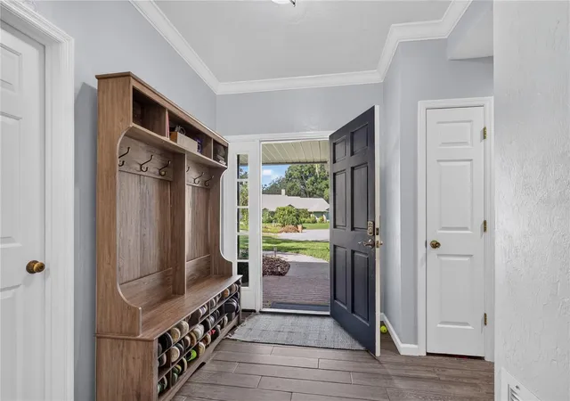 Photo 3 of Single family home for sale at 33014 Karl Ct, Leesburg, FL 34788 | MLS# O6444895 | Listing updated on 2026-09-26
