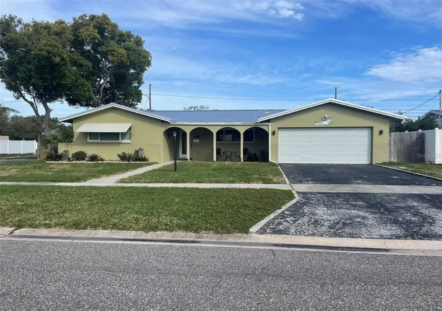 Photo 1 of Single family home for sale at 5893 34th Avenue N, Saint Petersburg, FL 33710 | MLS# TB8552252 | Listing updated on 2026-09-27