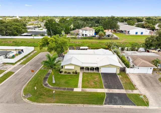 Photo 1 of Single family home for sale at 5893 34th Avenue N, Saint Petersburg, FL 33710 | MLS# TB8552252 | Listing updated on 2026-10-22