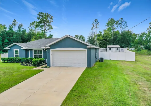 Photo 4 of Single family home for sale at 523 Bahia Cir Ter, Ocala, FL 34472 | MLS# OM732901 | Listing updated on 2026-09-26