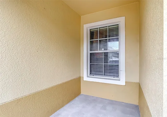 Photo 3 of Townhouse for sale at 3115 Seaview Castle Dr, Kissimmee, FL 34746 | MLS# S5158314 | Listing updated on 2026-09-29
