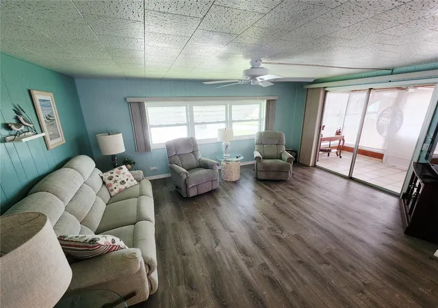 Photo 2 of Manufactured home for sale at 603 Cyprus Ct, Bradenton, FL 34207 | MLS# A4707461 | Listing updated on 2026-10-06