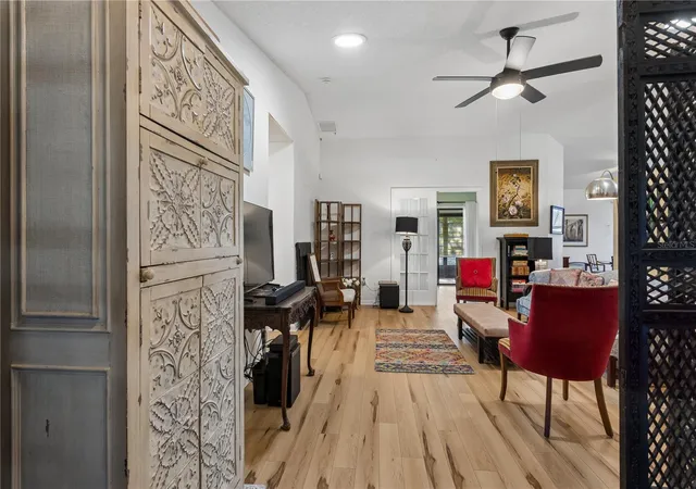 Listing Photo 4 - Condo for sale in building located at 803 Dundee Cir, LEESBURG, FL 34788 - Unit #803