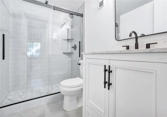 Photo 3 of Condo for sale at 3278 S Semoran Blvd #12, Orlando, FL 32822 | MLS# O6444909 | Listing updated on 2026-09-30
