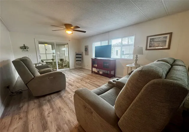 Photo 2 of Manufactured home for sale at 5619 Bayshore Rd #240, Palmetto, FL 34221 | MLS# A4707463 | Listing updated on 2026-10-05