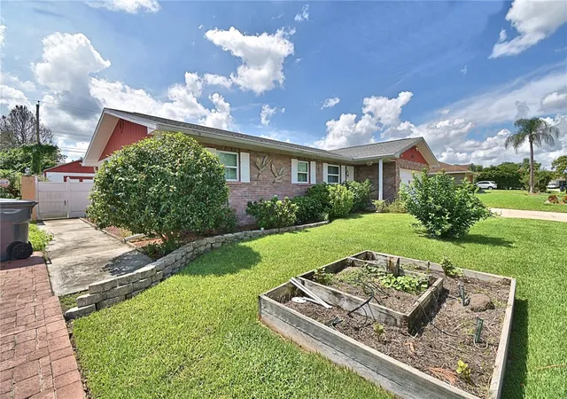 Photo 2 of Single family home for sale at 2815 Christie Ln, Lakeland, FL 33812 | MLS# L4965360 | Listing updated on 2026-09-26