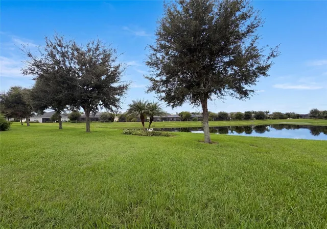 Photo 2 of Single family home for sale at 1121 Thornbury Dr, Parrish, FL 34219 | MLS# O6444913 | Listing updated on 2026-10-30