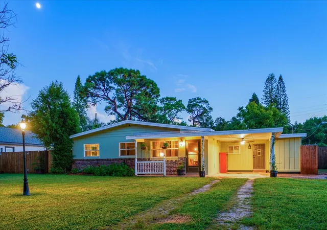 Single family home for sale at 1907 Lakewood Dr, CLEARWATER, FL 33763 | MLS# TB8552270