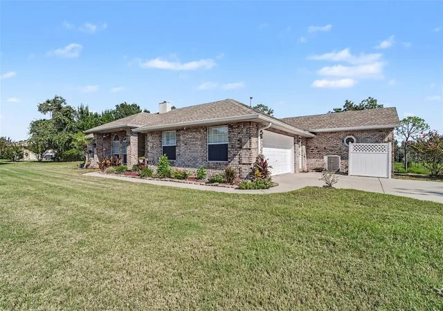 Photo 2 of Single family home for sale at 2090 Lakebreeze Way, Deltona, FL 32738 | MLS# O6444918 | Listing updated on 2026-09-29