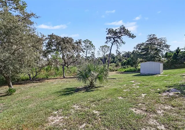 Photo 4 of Single family home for sale at 2090 Lakebreeze Way, Deltona, FL 32738 | MLS# O6444918 | Listing updated on 2026-09-29