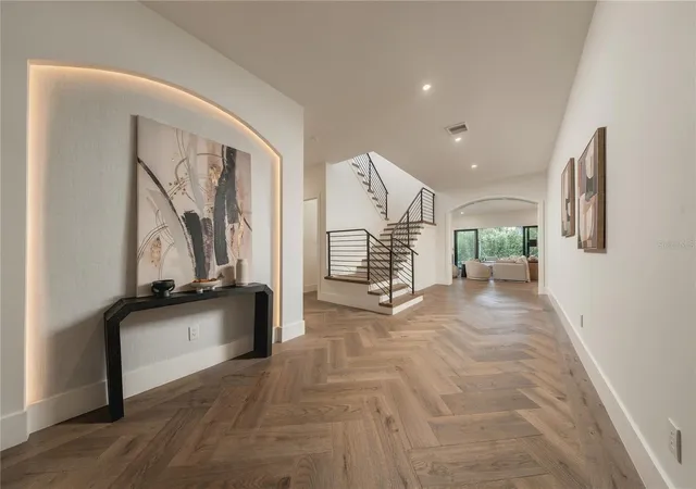 Photo 2 of Single family home for sale at 2823 Parkland Cir, Winter Park, FL 32789 | MLS# O6444919 | Listing updated on 2026-10-09