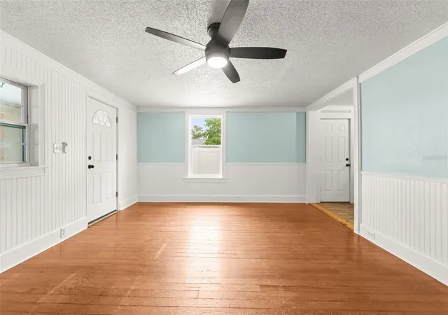 Photo 3 of Single family home for sale at 1619 7th Avenue N, Saint Petersburg, FL 33713 | MLS# TB8552280 | Listing updated on 2026-09-29