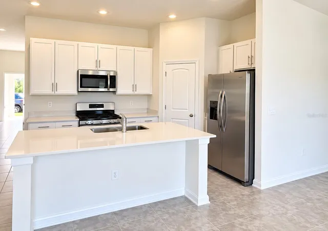 Photo 4 of Single family home for sale at 5010 Worchester Dr, Kissimmee, FL 34746 | MLS# S5158319 | Listing updated on 2026-10-15
