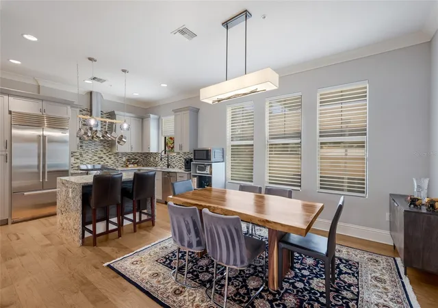Photo 3 of House for sale at 1262 May Ln, Sarasota, FL 34236 | MLS# A4707471 | Listing updated on 2026-09-28