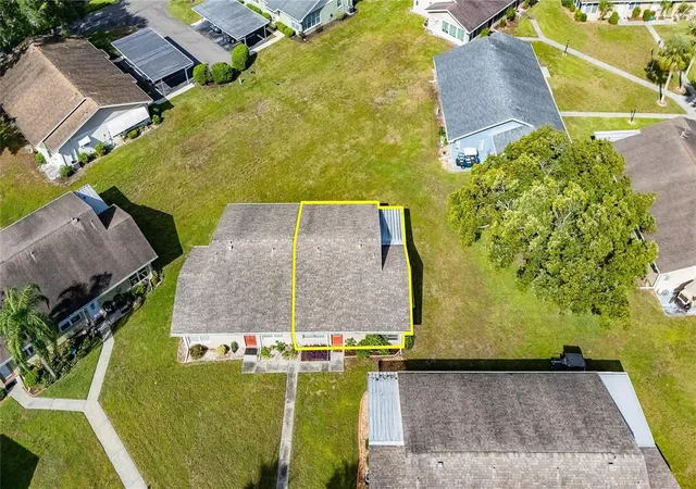 Photo 3 of Sale Pending at 1904 Canterbury Ln #18, Sun City Center, FL 33573 | MLS# TB8552290 | Listing updated on 2026-10-08