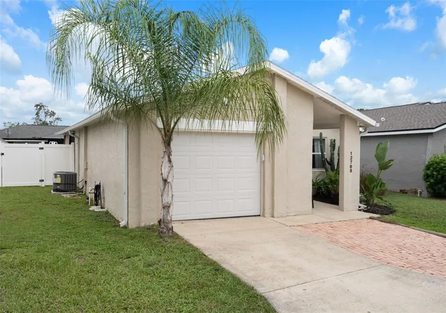 Photo 2 of Single family home for sale at 12709 Skipper Ln, Hudson, FL 34669 | MLS# W7889844 | Listing updated on 2026-10-06