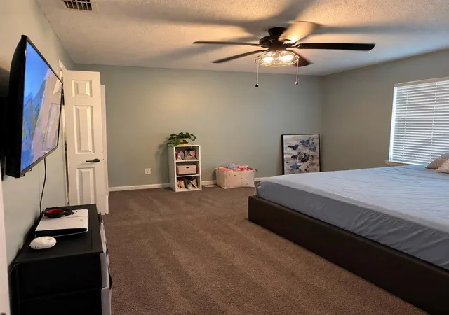 Photo 2 of Single family home for sale at 521 Adriel Ave, Winter Haven, FL 33880 | MLS# S5158323 | Listing updated on 2026-10-01