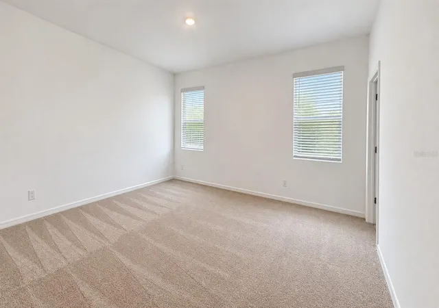 Photo 4 of Sale Pending at 1909 Greenborough Loop, Deland, FL 32724 | MLS# O6444940 | Listing updated on 2026-10-05