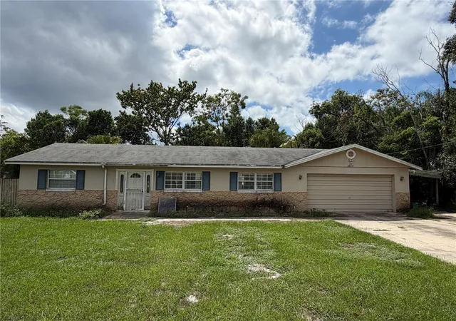 Photo 1 of Single family home for sale at 2828 Floral Way, Apopka, FL 32703 | MLS# O6444941 | Listing updated on 2026-10-01