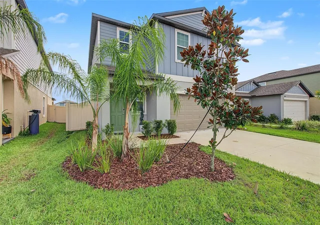 Photo 3 of Single family home for sale at 11621 Radiant Shore Loop, San Antonio, FL 33576 | MLS# TB8552297 | Listing updated on 2026-10-06