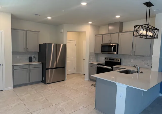 Photo 2 of Townhouse for sale at 3282 Pondside Way, Sanford, FL 32773 | MLS# O6444944 | Listing updated on 2026-09-30