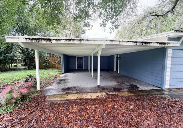 Photo 3 of Single family home for sale at 2003 E Clinton St, Tampa, FL 33610 | MLS# W7889846 | Listing updated on 2026-10-04