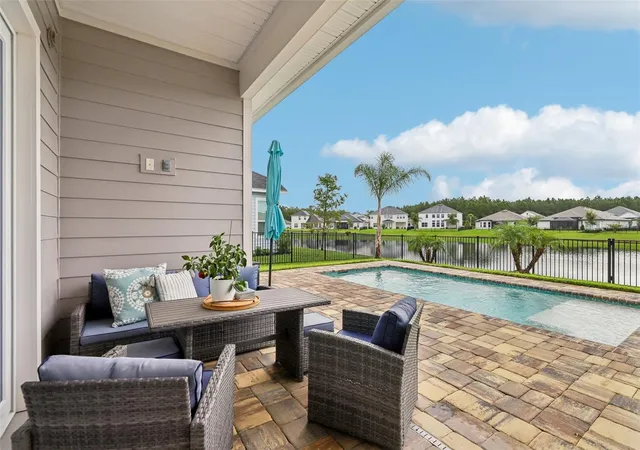 Photo 3 of Single family home for sale at 136 Iris Crk Dr, Saint Augustine, FL 32092 | MLS# FC321711 | Listing updated on 2026-10-10