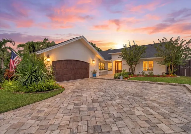 Photo 1 of Single family home for sale at 13603 Clubside Dr, Tampa, FL 33624 | MLS# TB8552310 | Listing updated on 2026-10-04
