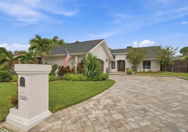 Photo 2 of Single family home for sale at 13603 Clubside Dr, Tampa, FL 33624 | MLS# TB8552310 | Listing updated on 2026-10-04
