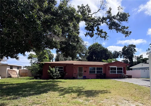 Photo 2 of Single family home for sale at 4330 31st Street S, Saint Petersburg, FL 33712 | MLS# TB8552313 | Listing updated on 2026-10-03